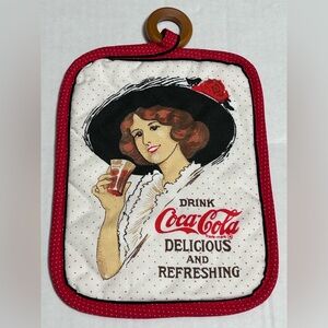 Coca-Cola Flat Pot Holder with wood Ring
